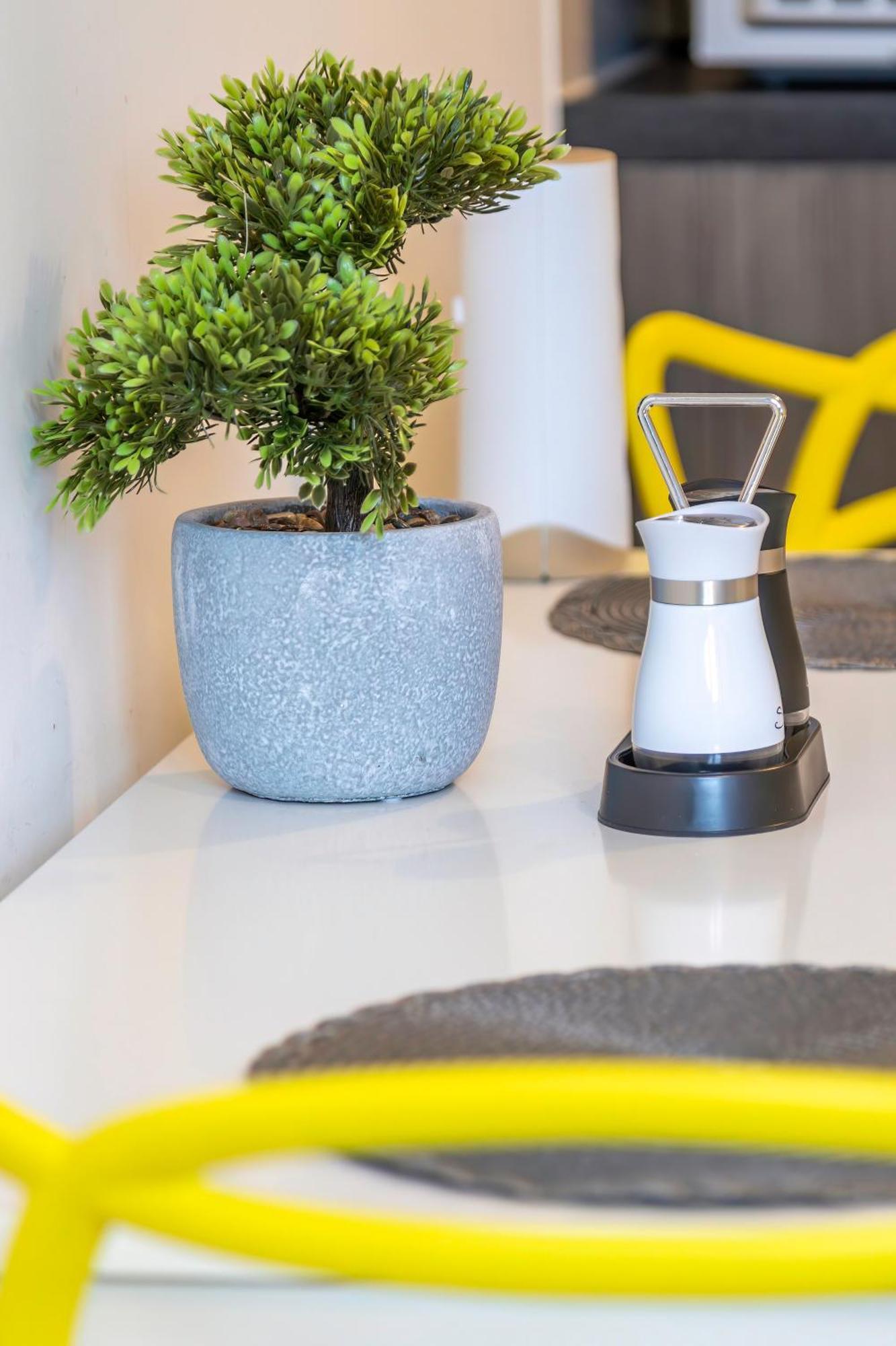 Apartment L1 Comfy Escapes - Long Discounts Apply! *