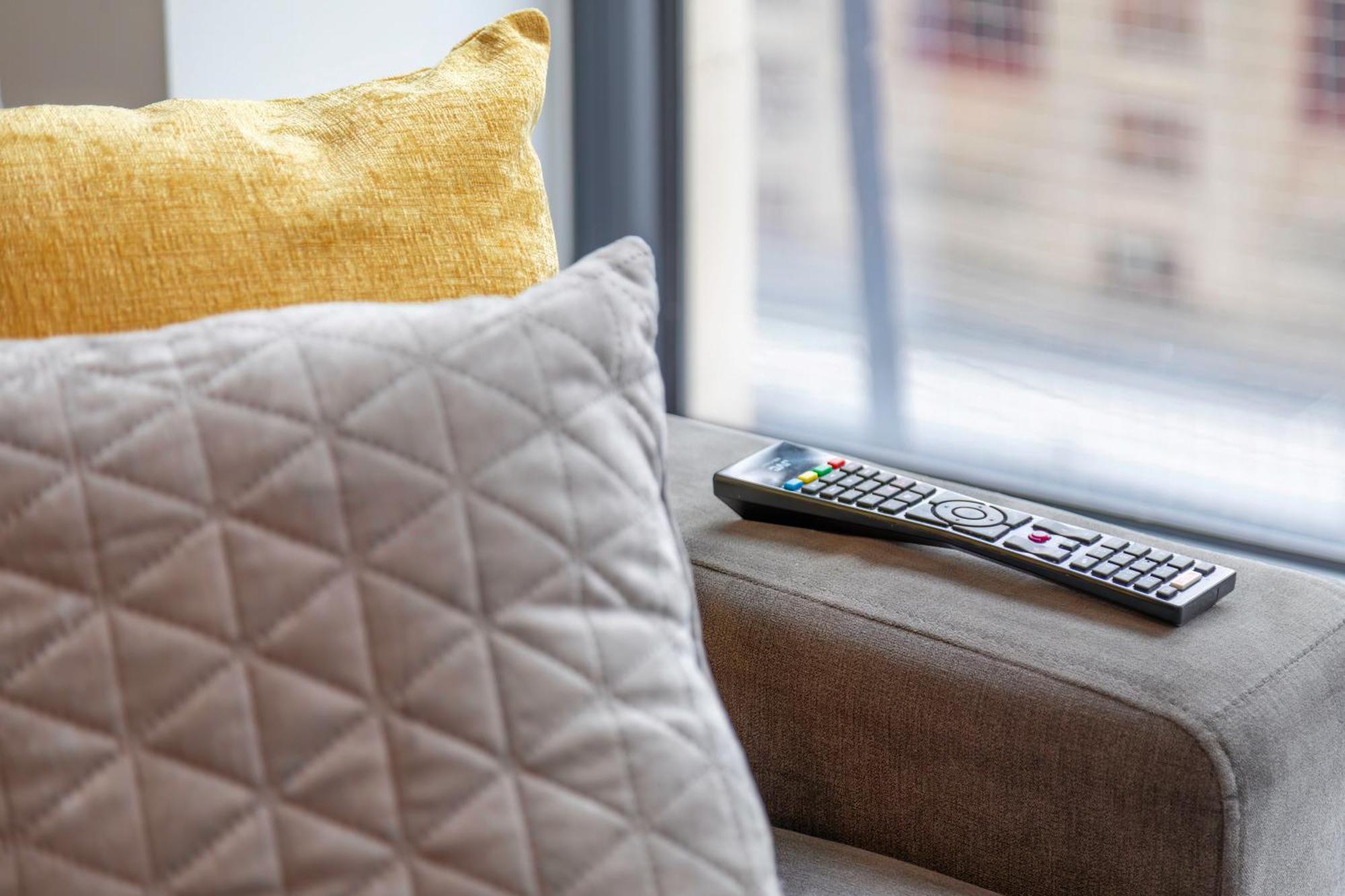L1 Comfy Escapes - Long Discounts Apply! * Liverpool